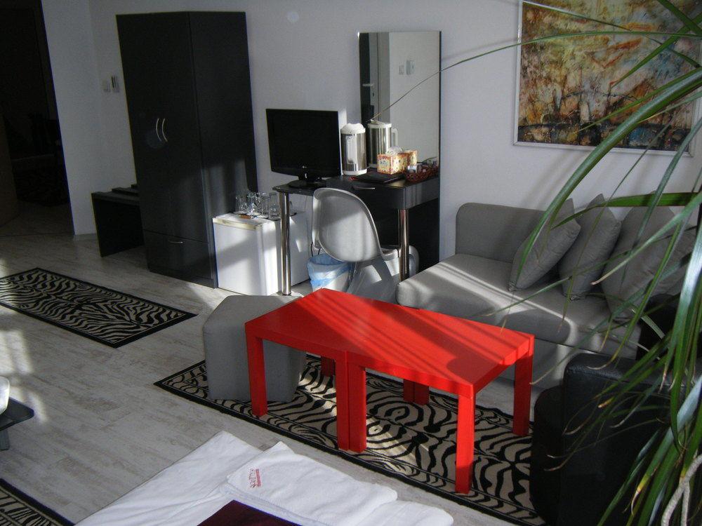 

Bari - Sofia - Scotty's Boutique Hotel