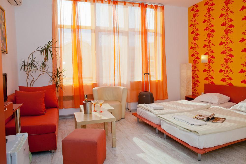 

Venezia - Sofia - Scotty's Boutique Hotel