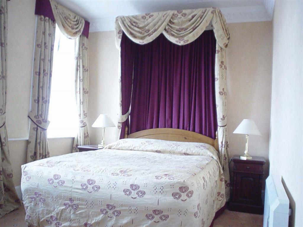 

Roma - Fort William - The Imperial Hotel