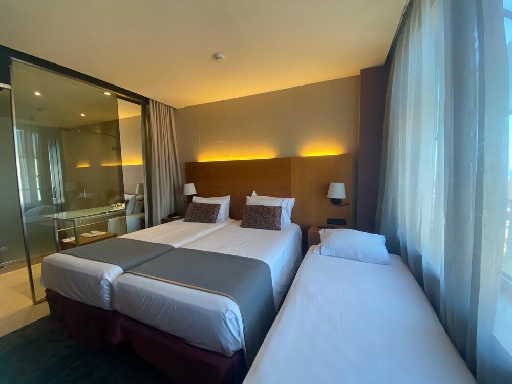 

Napoli - Costa Barcelona, Spagna - Hotel Badalona Tower
