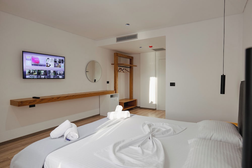 

Napoli - Riviera Albanese - Hotel Vola