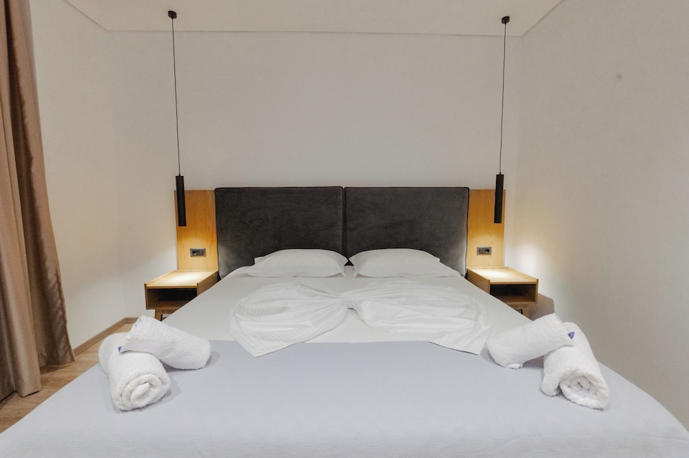 

Lamezia Terme - Riviera Albanese - Hotel Vola