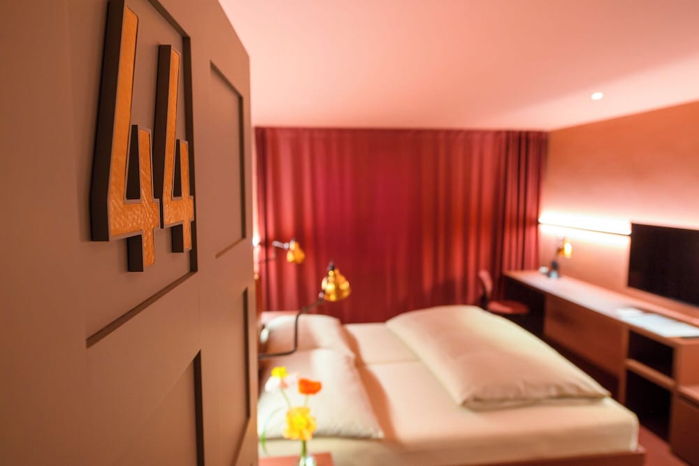 

Bari - Baden, Switzerland - Landhotel Linde Fislisbach