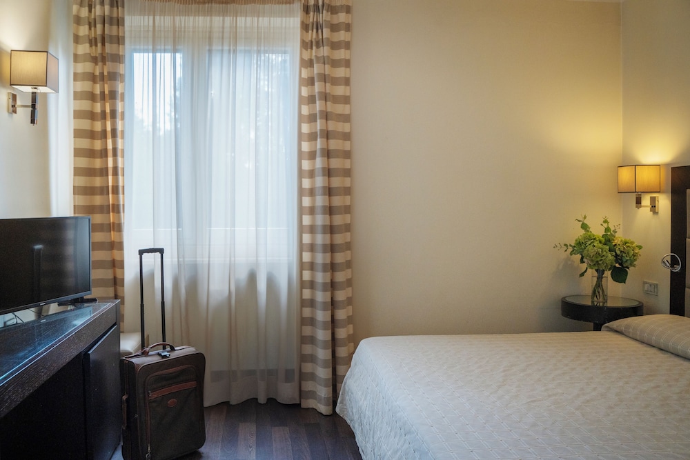 

Torino - La Giustiniana - Hotel Villa Maria Regina