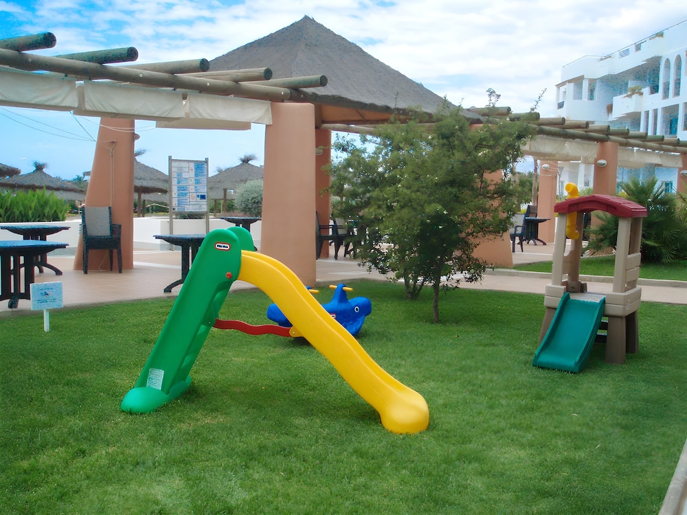 

Bologna - Retamar - Ohtels Cabogata