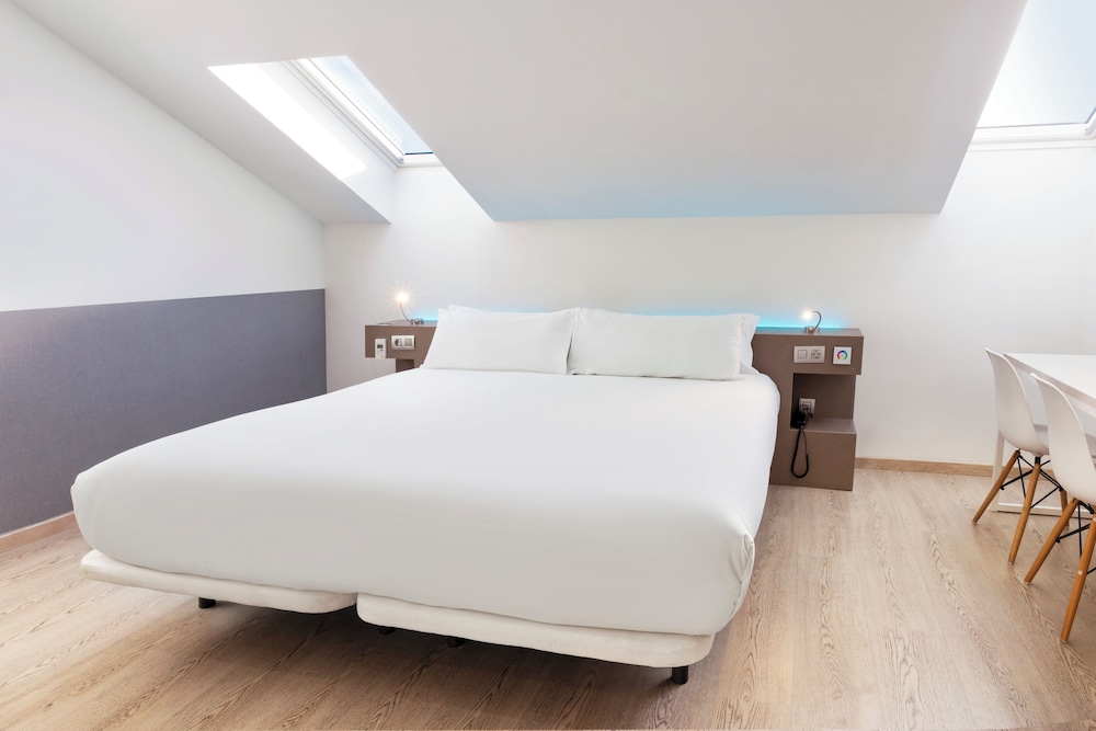 

Napoli - San Sebastian - B&B HOTEL Donostia Aeropuerto