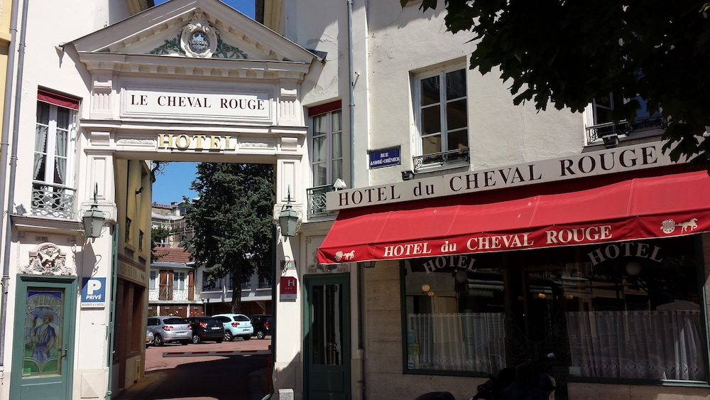 

Milano - Saint-Quentin-en-Yvelines, Francia - Hôtel du Cheval Rouge