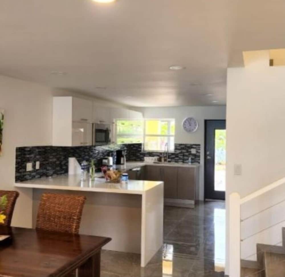 

Milano - Bolans - HBK Villa Rentals at Jolly Harbour