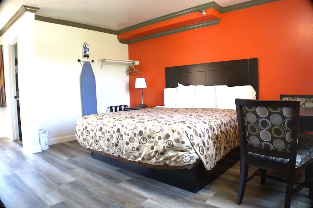 

Roma - Pico Rivera - Lambert Inn