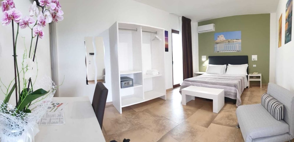 

Milano - Carovigno - Torre Guaceto Greenblu Resort