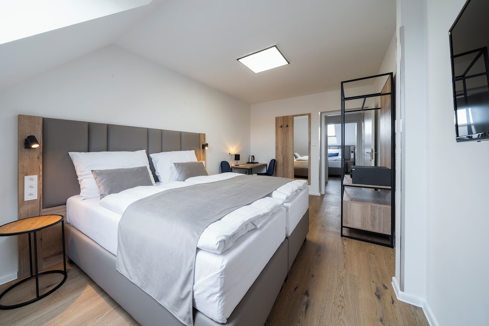 

Roma - Zdiby - Hotel LEON