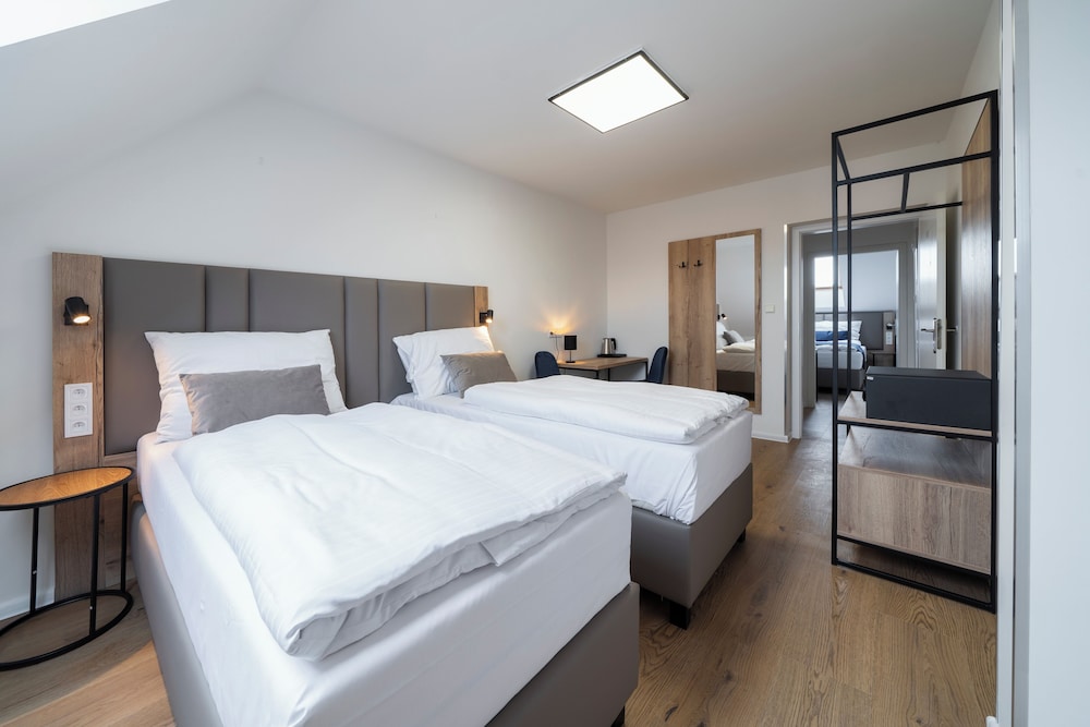 

Roma - Zdiby - Hotel LEON