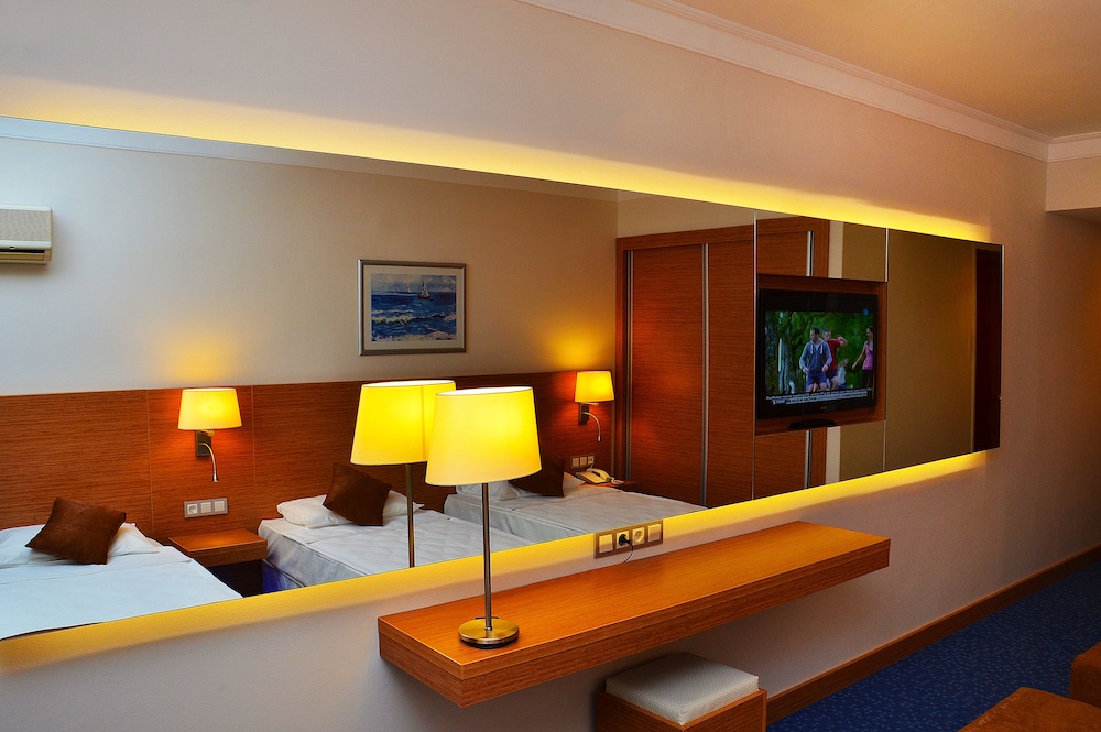 

Venezia - Özdere - Hotel Grand Efe