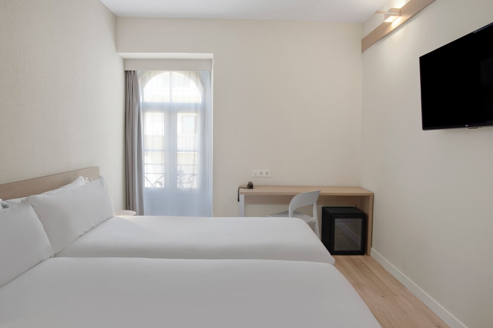 

Milano - Figueira da Foz - B&B HOTEL Figueira Da Foz