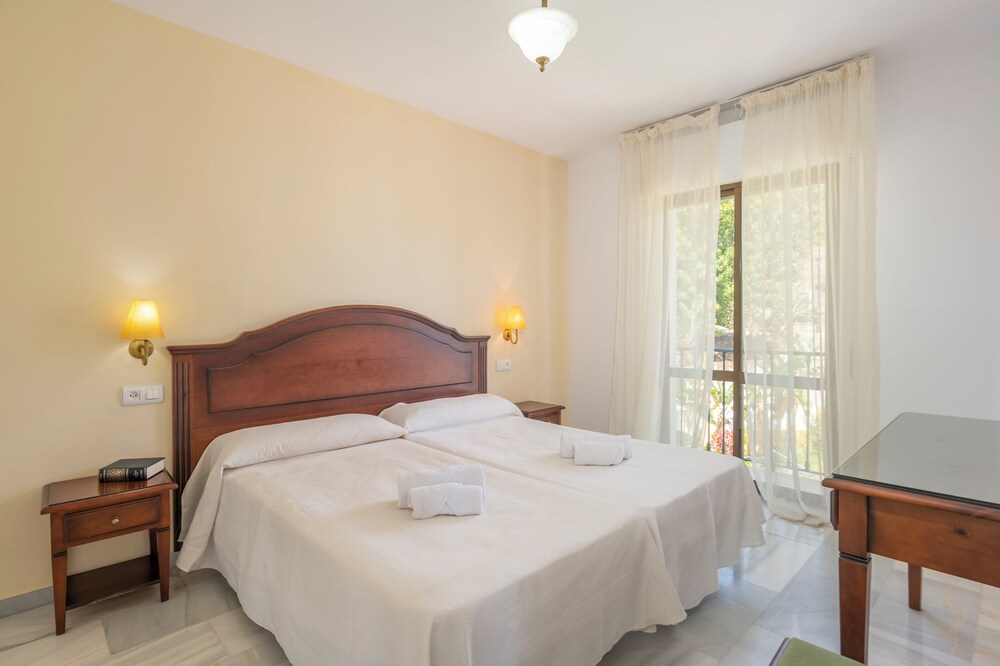 

Milano - Nerja - Hotel Playamaro
