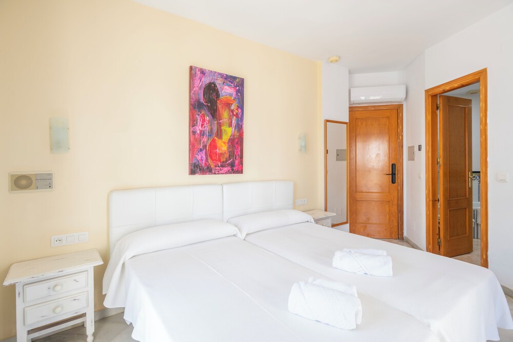 

Milano - Nerja - Hotel Playamaro