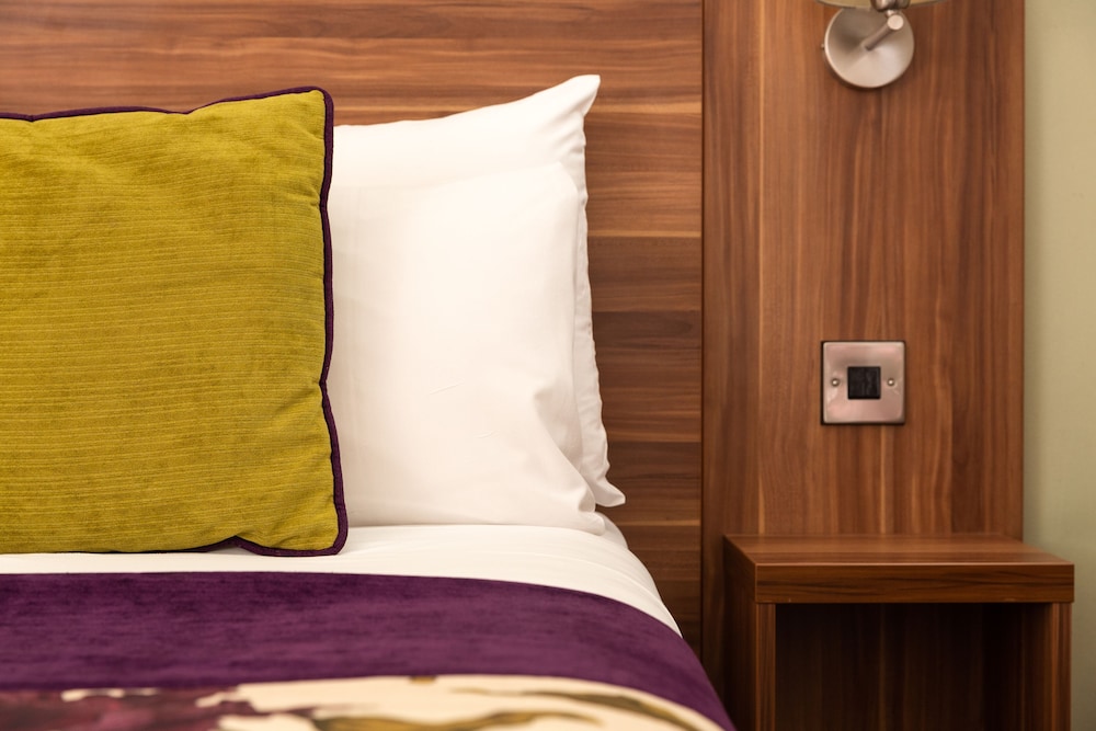 

Roma - Galway - Maldron Hotel, Oranmore Galway