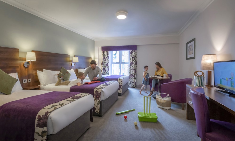

Roma - Galway - Maldron Hotel & Leisure Centre, Oranmore Galway