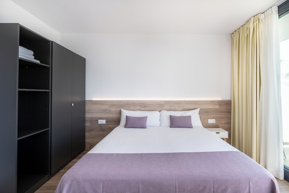 

Verona - Platja D'Aro - Aparthotel Comtat Sant Jordi