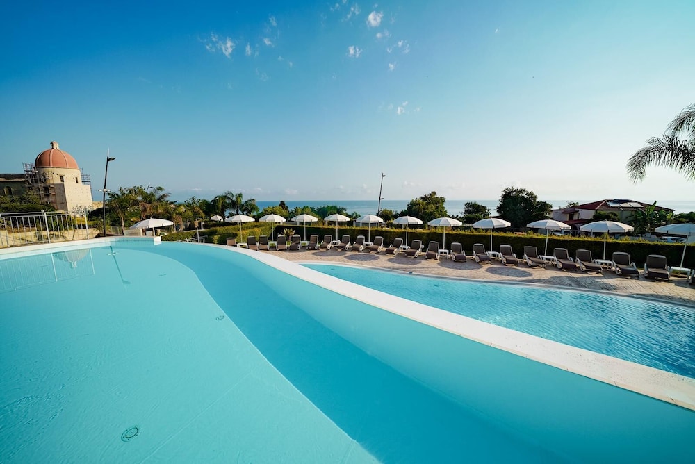 

Milano - Zambrone - Sentido Michelizia Tropea Resort