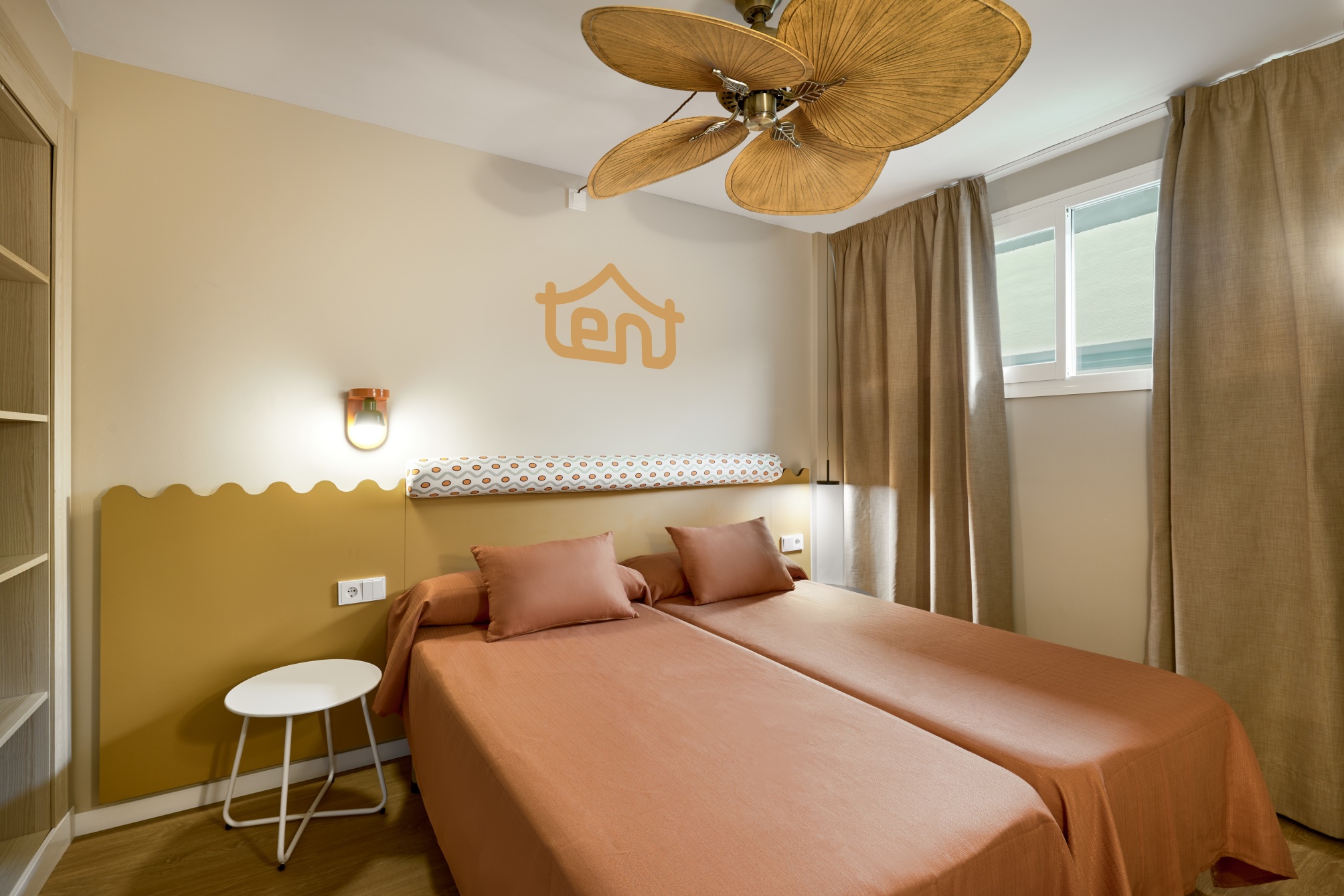 

Cagliari - Santa Ponsa - tent Mojito Suites