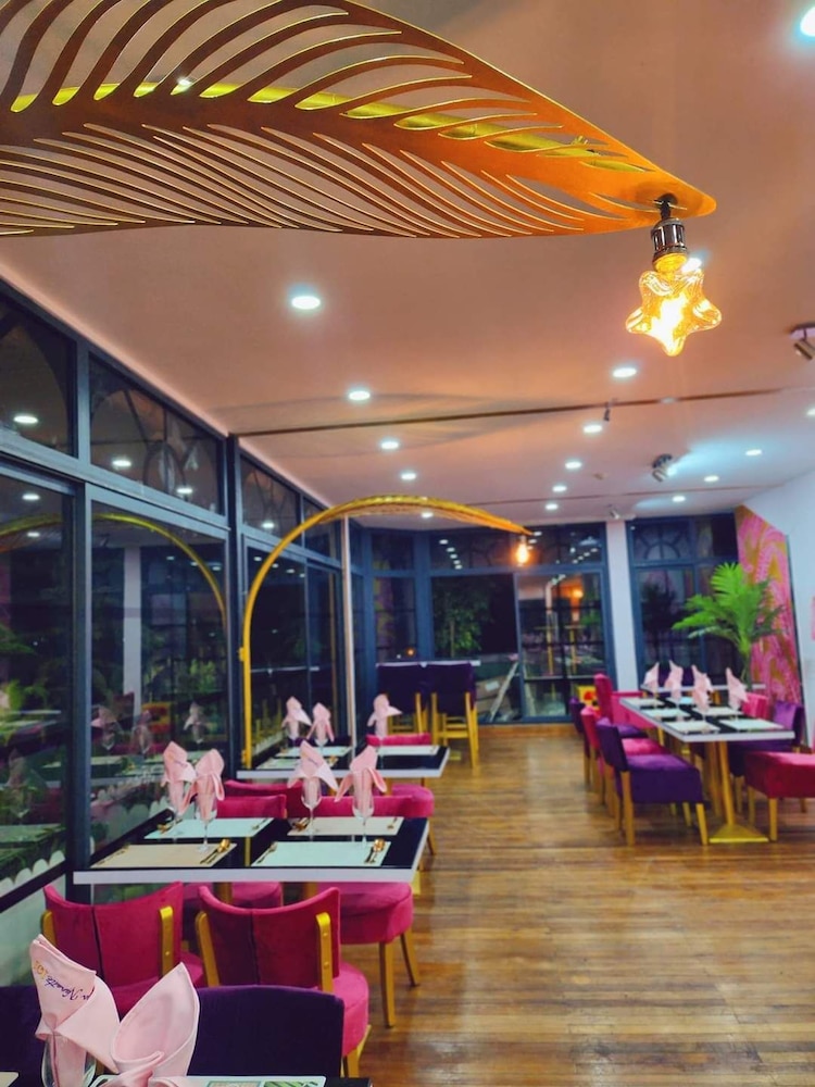 

Roma - Madagascar, Oceano Indiano - Central Hotel Tana