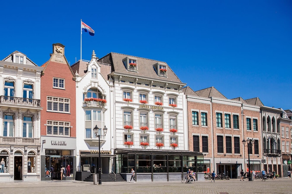 

Napoli - Den Bosch - Golden Tulip Hotel Central