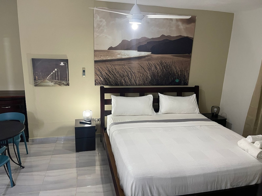 

Milano - Santiago de los Caballeros - Hotel Casa Jum