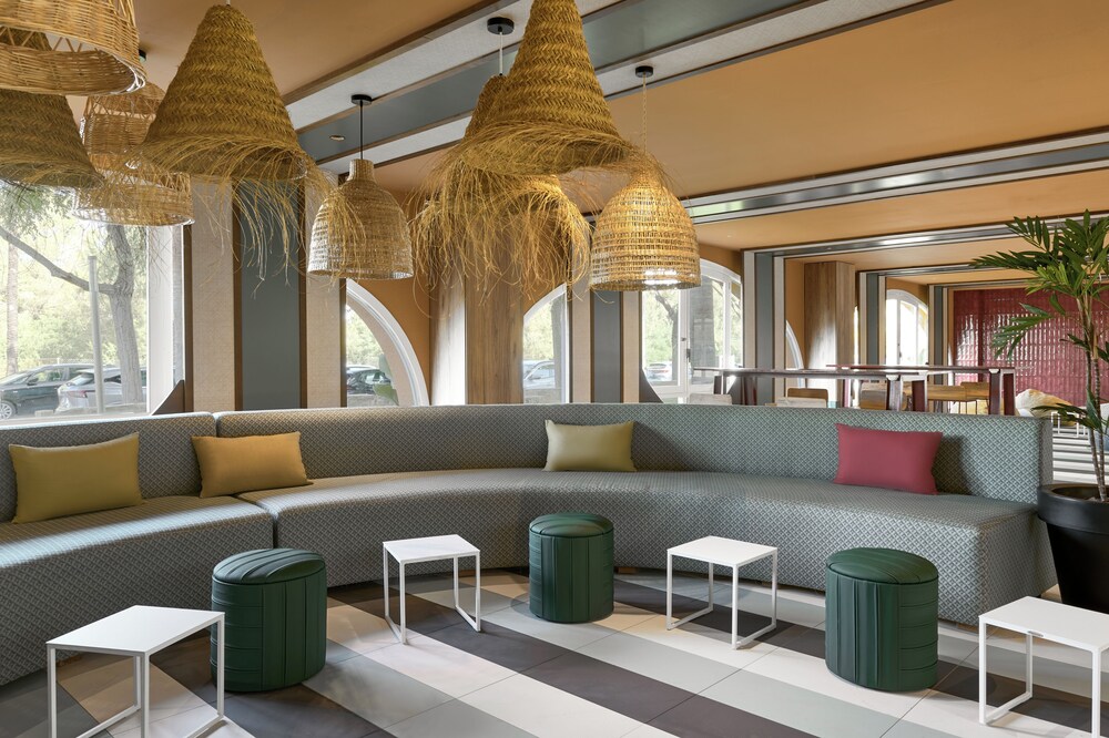 

Cagliari - Santa Ponsa - tent Mojito Suites