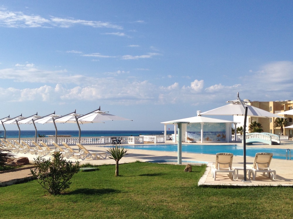 

Napoli - Kelibia - Kelibia Beach