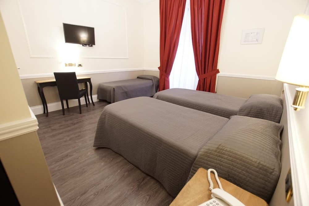 

Milano - Roma - Hotel Giglio dell'Opera