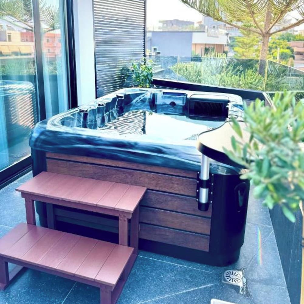 

Bologna - Ksamil - Hotel Joni Premium