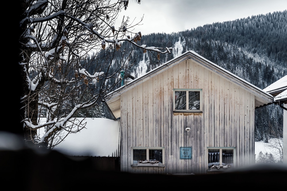 

Milano - Corvara in Badia - Sportony Mountain Lodges