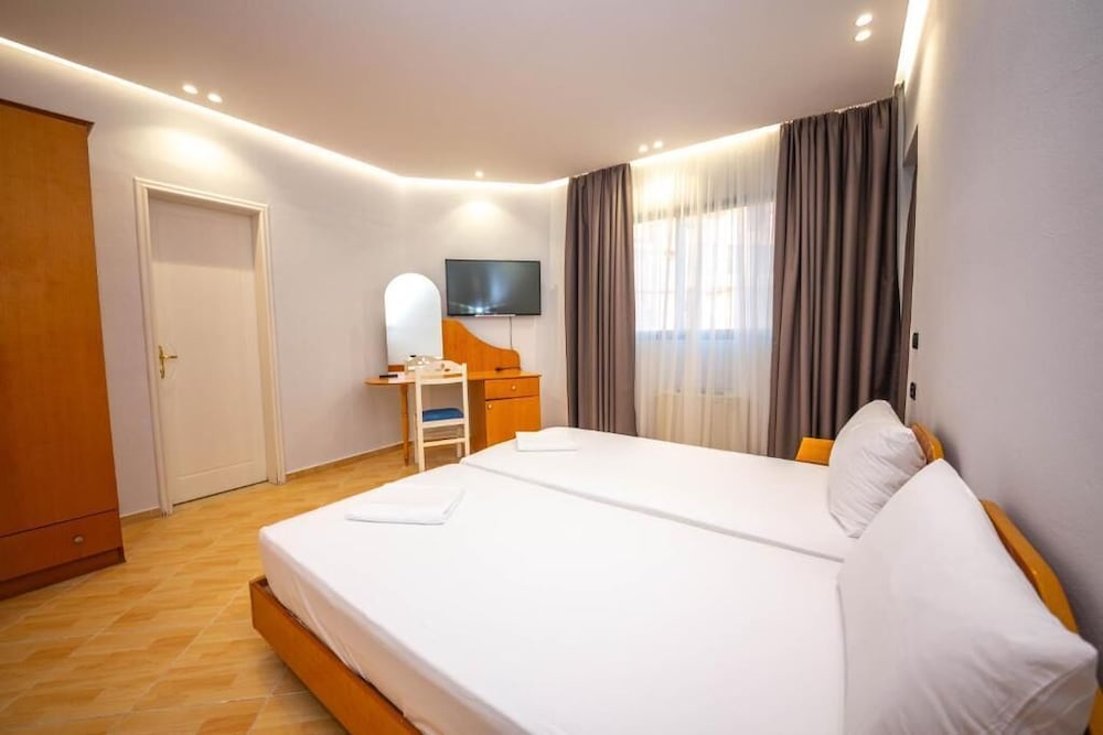 

Venezia - Sarandë - Hotel Sea Breeze