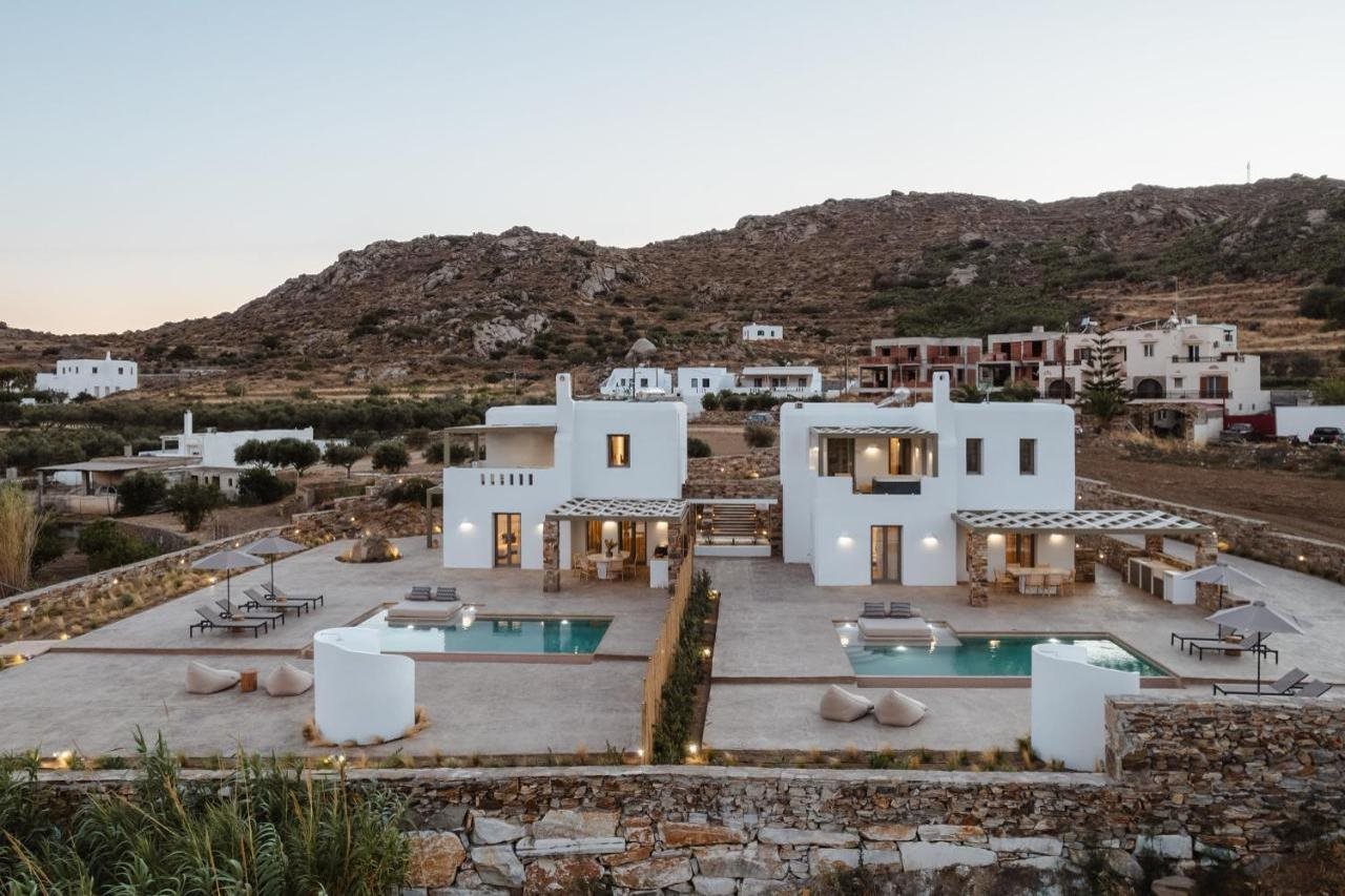 

Venezia - Naxos, Isole Greche - Thalelion 3 bedroom Villas with private pool and Jacuzzi