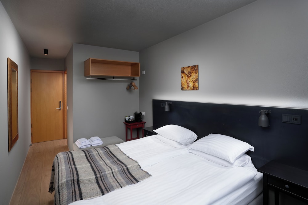 

Bari - Höfn - Höfn - Berjaya Iceland Hotels