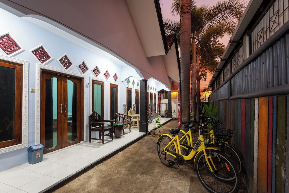 

Bologna - Gili Trawangan - Artha Gili Living