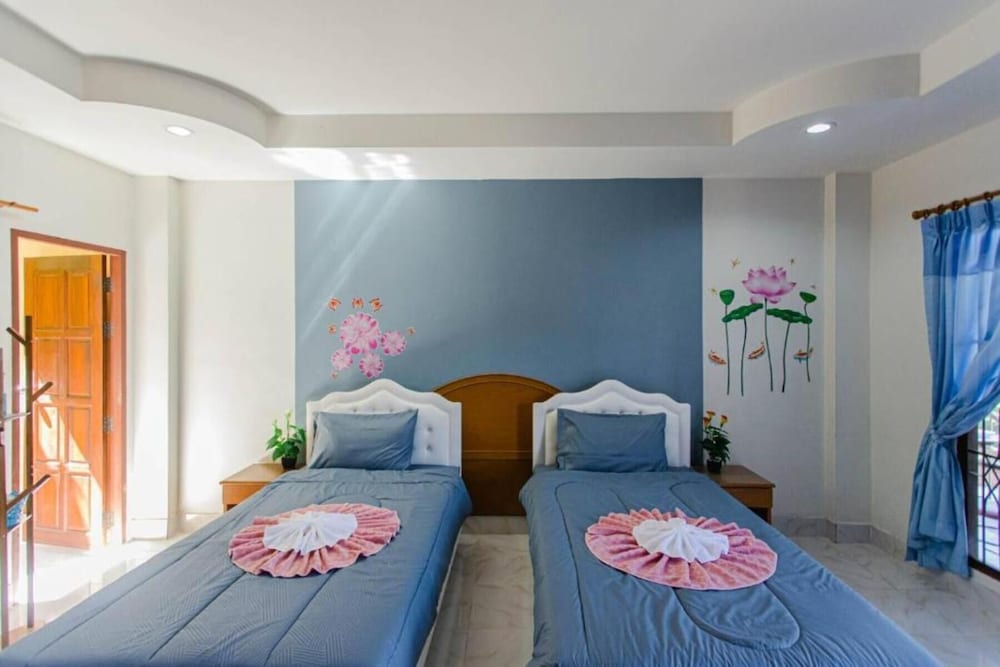 

Bari - Patong Beach - Pailin Hill Hotel Patong