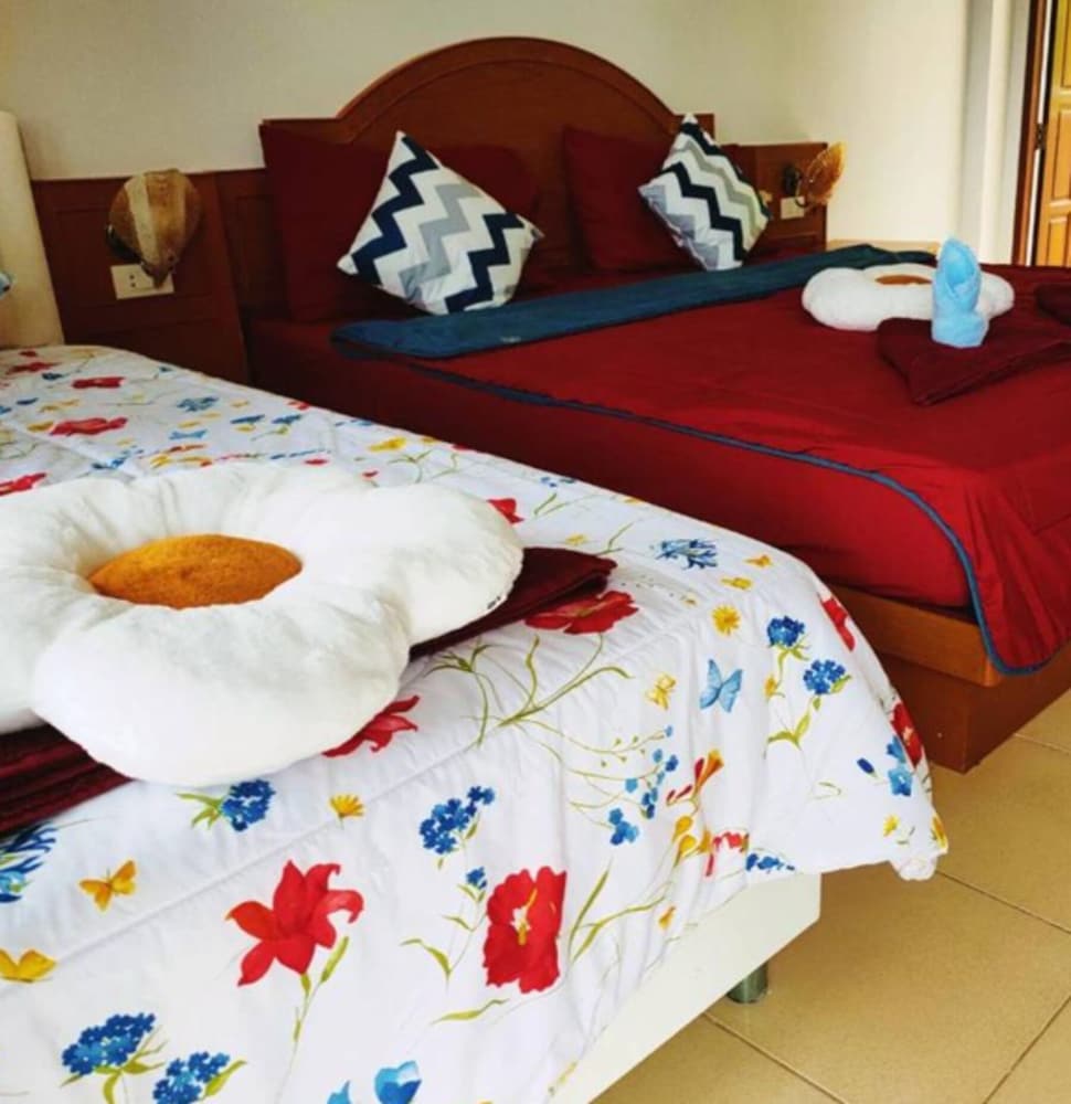 

Bari - Patong Beach - Pailin Hill Hotel Patong