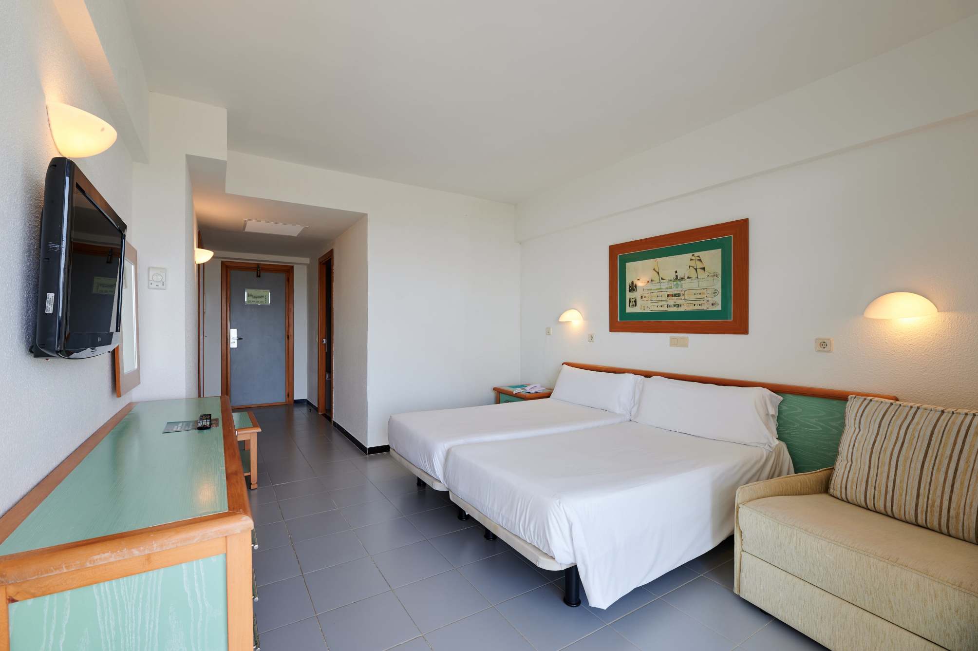 

Roma - Manacor - AluaSun Cala Antena - All Inclusive