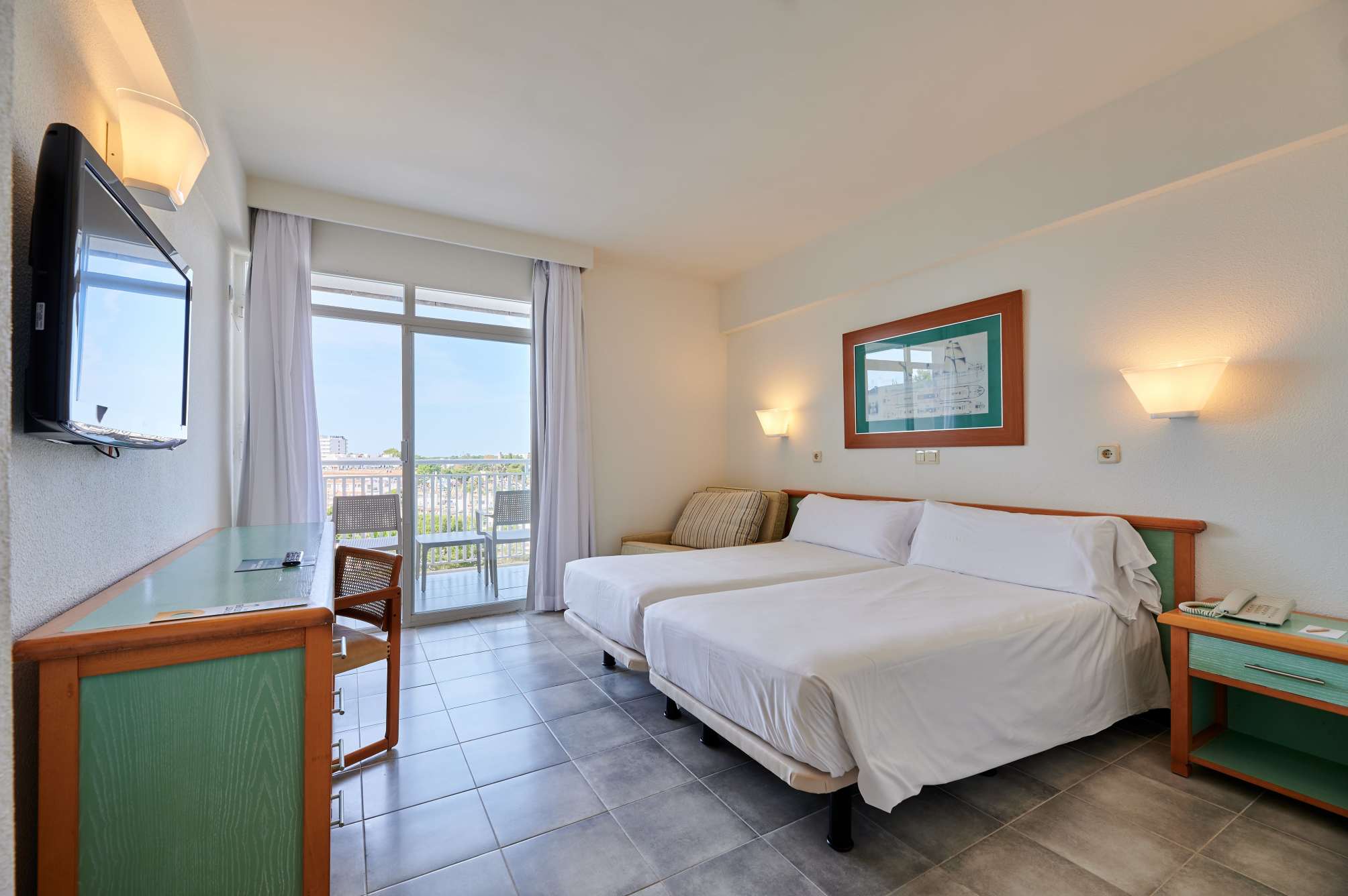

Milano - Calas de Mallorca - AluaSun Cala Antena - All Inclusive