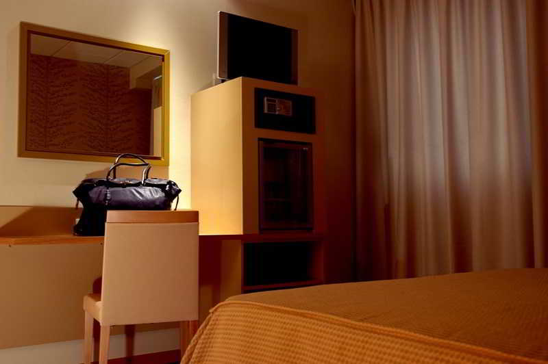 

Milano - Russi - Tatì Hotel