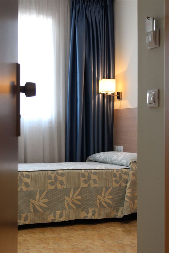 

Lamezia Terme - Puerto de Sagunto - Hotel Alba