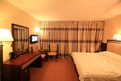

Roma - Rotterdam - New Ocean Paradise Hotel