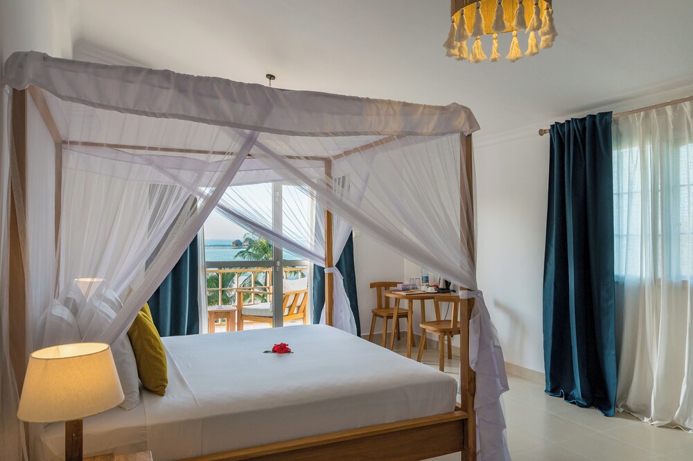 

Napoli - Dongwe - Ocean Boutique Hotel