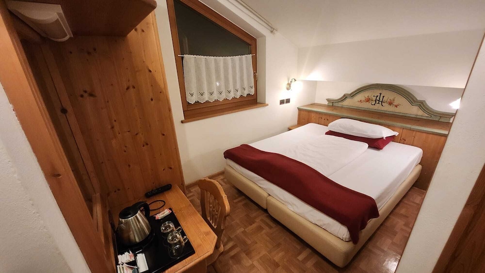 

Napoli - Canazei - Inter Hotel B&B
