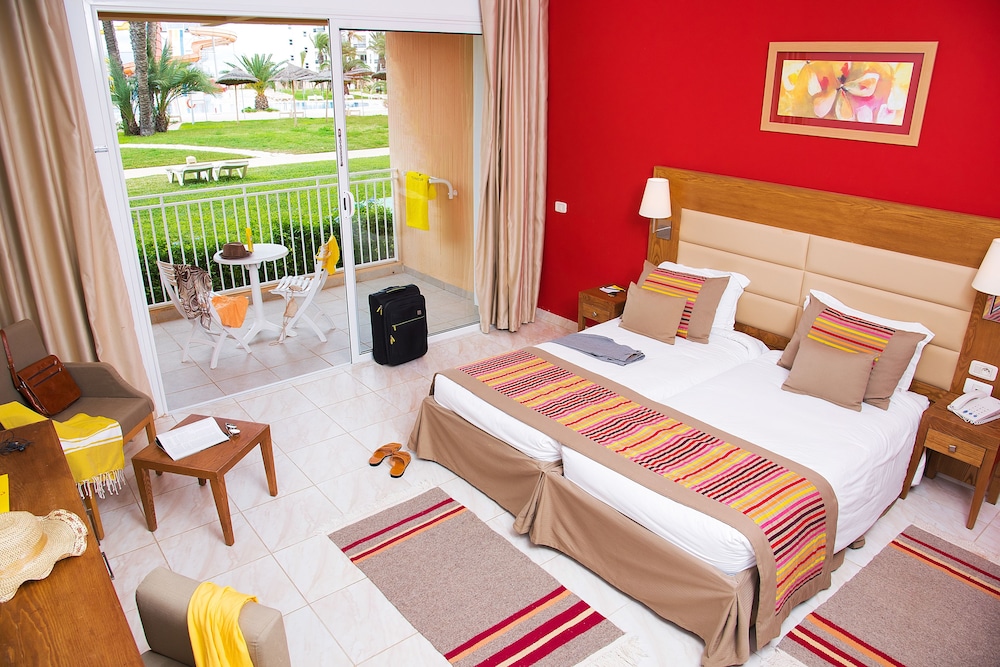 

Palermo - Monastir - AQI Skanes Resort