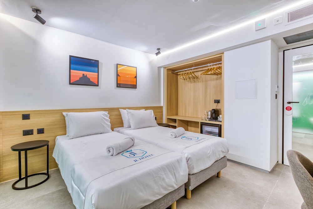 

Bari - La Valletta - JL Hotel