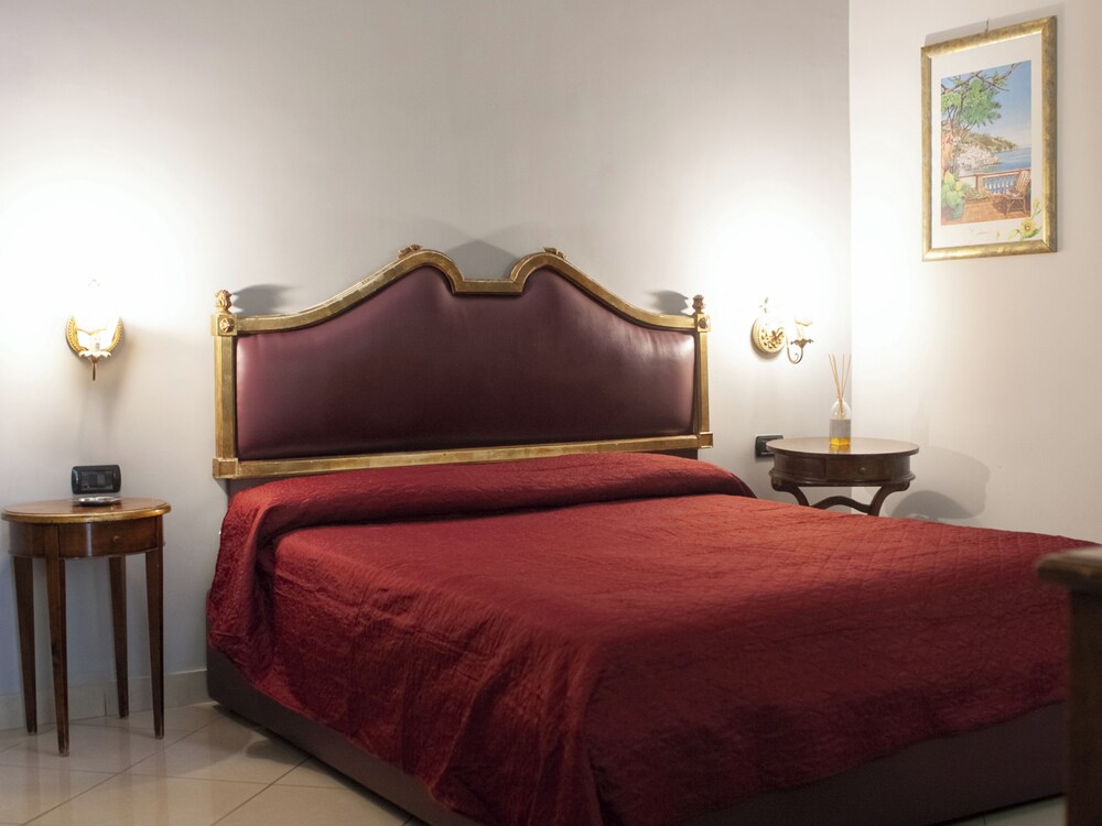 

Milano - Casalnuovo di Napoli - Hotel Serena