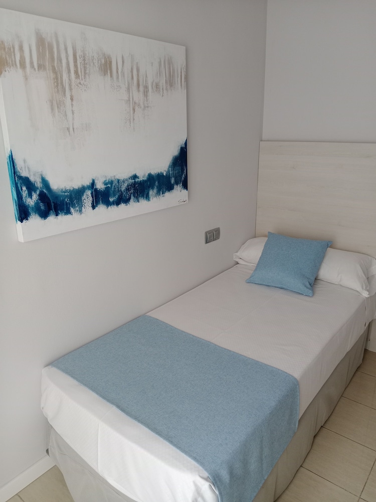 

Bologna - Tossa de Mar - URH Hotel Excelsior